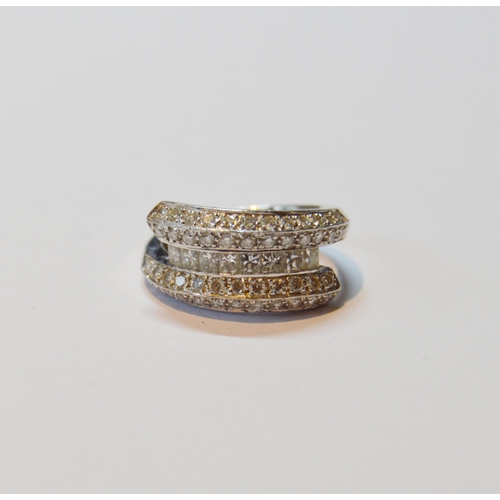 122 - Diamond eternity-style ring with four bands of brilliants and a band of princess-cut brilliants, in ... 