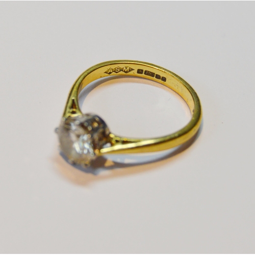 126 - Diamond solitaire ring with brilliant, approximately 1.1ct, in 18ct gold, size O, 4g gross.