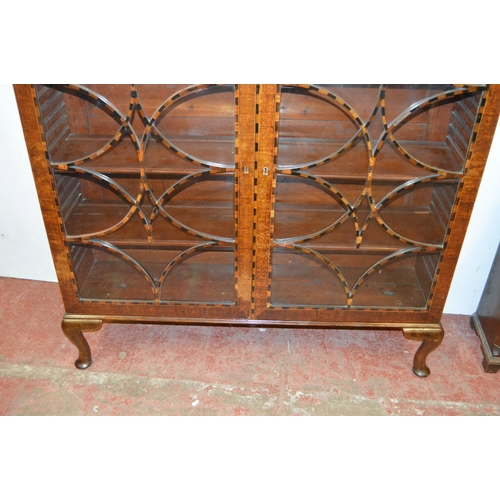 451 - Mahogany marquetry inlaid display cabinet, c. early 20th century, the dentil cornice above boxwood g... 