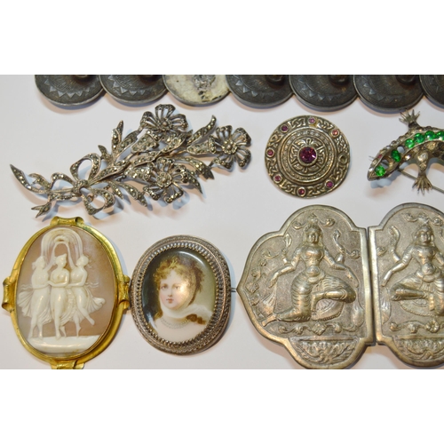 167 - Indian silver buckle, a similarly-mounted porcelain brooch and various items to include cameo brooch... 