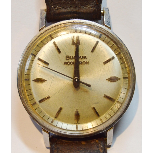 190 - Bulova Accutron gent's wristwatch with rear winder, c. 1970s, in stainless steel case with silvered ... 