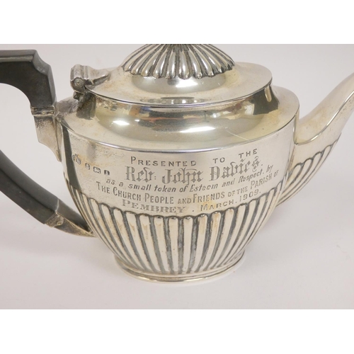 14 - Silver teapot and jug by Elkington 1908. 432g (2)