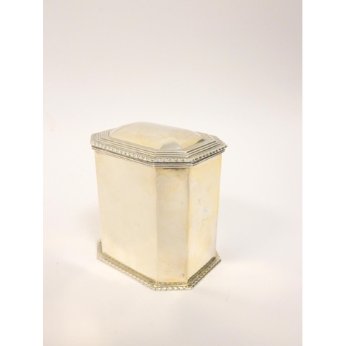 19 - Silver octagonal tea caddy with gadrooned edges by Stokes & Ireland Ltd, Chester 1897. Height 8c... 