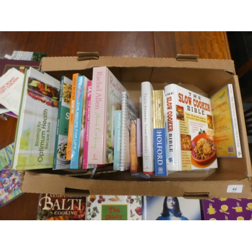 44 - Box of keep fit and modern cook books....