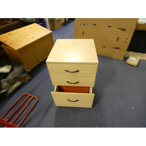 65 - Set of modern bedside drawers.