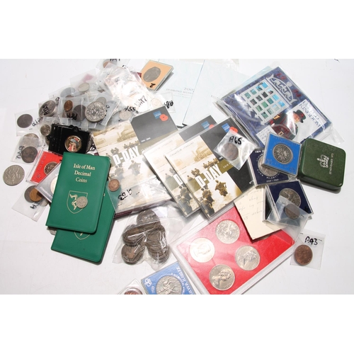 639 - Coin collection to include Coin of Great Britain and Northern Ireland proof set 1970, BU coin sets 1... 