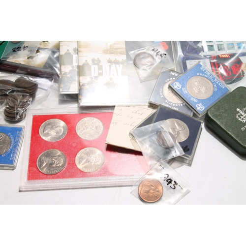 639 - Coin collection to include Coin of Great Britain and Northern Ireland proof set 1970, BU coin sets 1... 