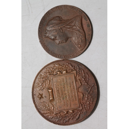 652 - Queen Victoria diamond jubilee bronze medal 1897 and a Republic of France Carnot medallion. (2)