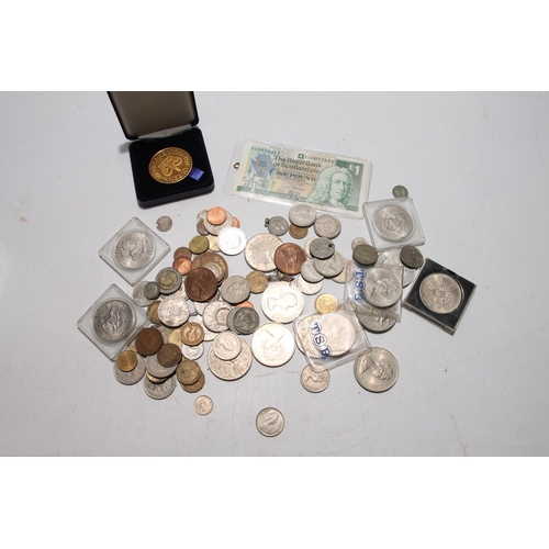 653 - Coin collection to include two five pound £5 coins 1999, a small number of 500 grade silver co... 