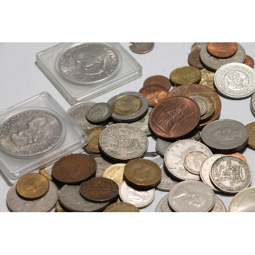 653 - Coin collection to include two five pound £5 coins 1999, a small number of 500 grade silver co... 