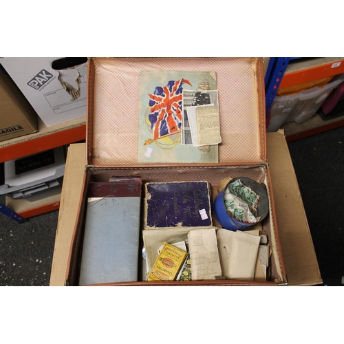 678 - Brown suitcase containing a collection of stamps, cigarette cards and postcards to include Kensistas... 