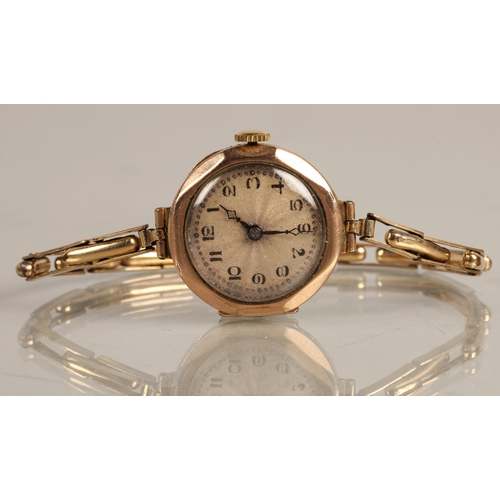 101 - 9ct gold vintage ladies wristwatch, 17g