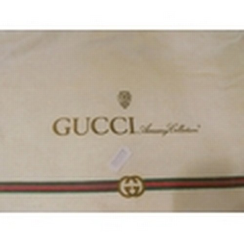 270 - Vintage Gucci accessory collection handbag.