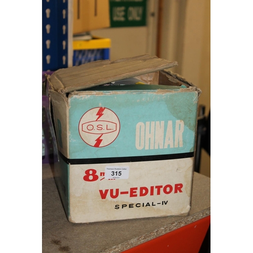 315 - Boxed Ohnar projector