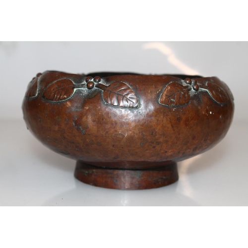 616 - Arts & Crafts hammered copper bowl with relief holly decoration, probably by Rita Ferguson, 16cm... 