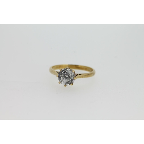 532 - 18ct gold ring set with white stone, size N, 2.6g.