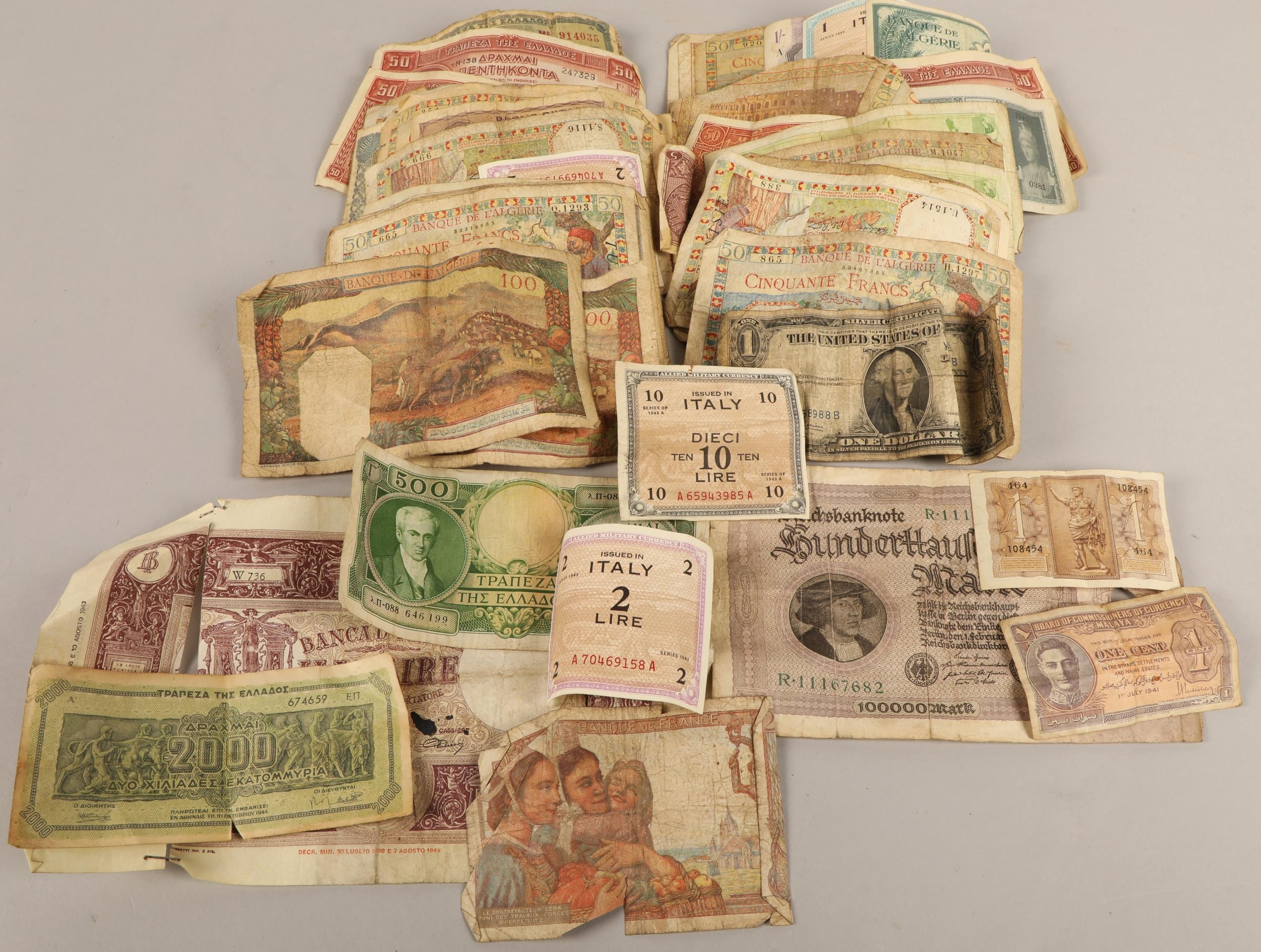 Assorted world bank notes