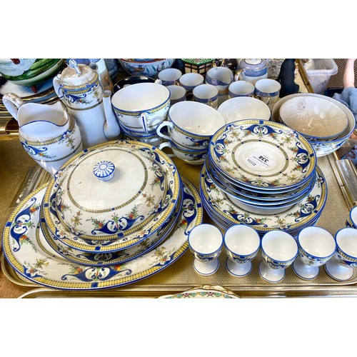 338 - Royal Worcester Bordeaux pattern dinner service,