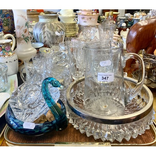 347 - Collection of glassware to include swan, bowl, jugs, drinking glasses etc