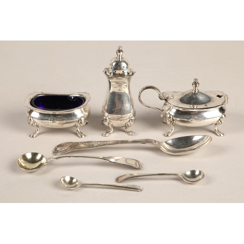 381 - Silver three piece condiment set, three condiment spoons and a silver teaspoon. 165 grams