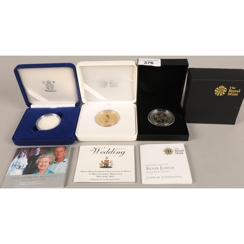 376 - Royal Mint Queen Elizabeth II Silver Jubilee silver proof crown with box and certificate of Authenti... 