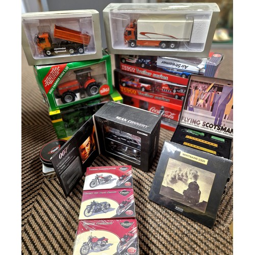 407 - Collection of boxed model vehicles to include Coca-Cola, Volvo, Corgi, 007 Sean Connery, trains, min... 