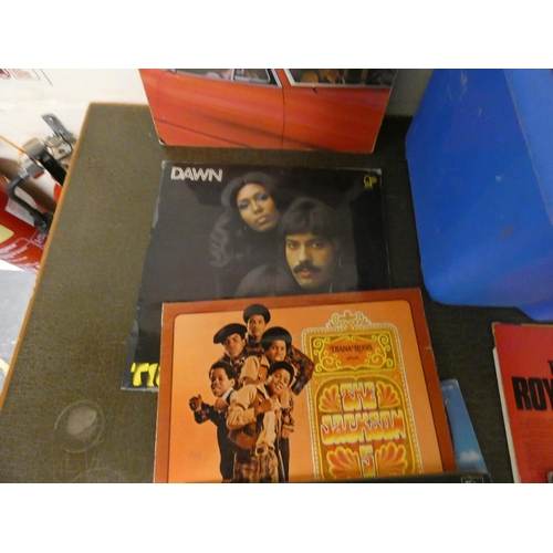 165 - Large box of LP's  to include Jacksons, Dian Ross, Roy Orbison etc.