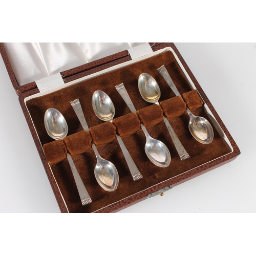 349 - Set of six hallmarked silver spoons, 58g.