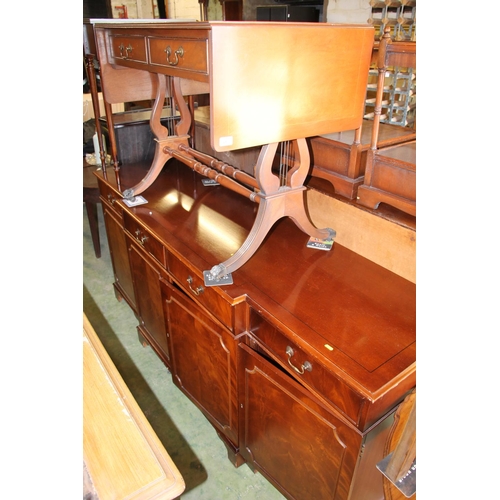 493 - Reproduction mahogany breakfront sideboard and a sofa table (2)