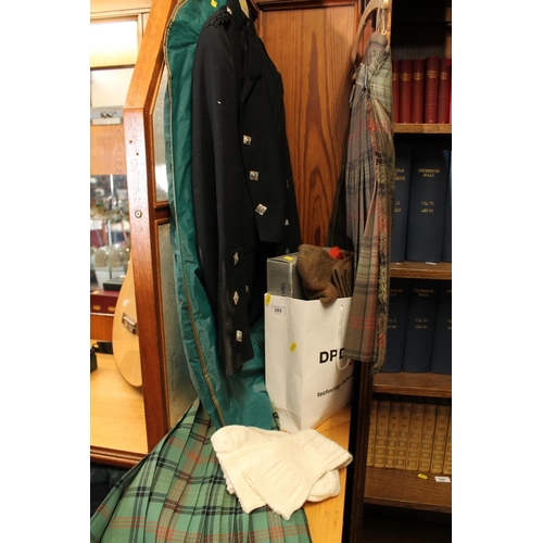 282 - Traditional Scottish dress to include kilts, etc.