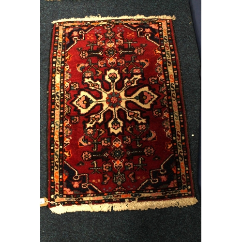 342 - Small Persian prayer rug, 90cm x 60cm.