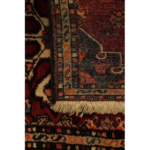 342 - Small Persian prayer rug, 90cm x 60cm.