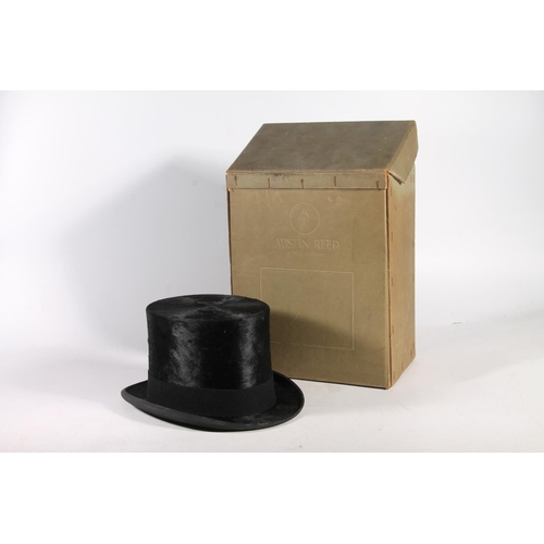 45 - Austen Reid gentleman's top hat, in original cardboard box.