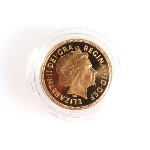 1370 - UNITED KINGDOM Queen Elizabeth II (1952-2022) gold proof sovereign 2000, in Royal Mint issue case wi... 