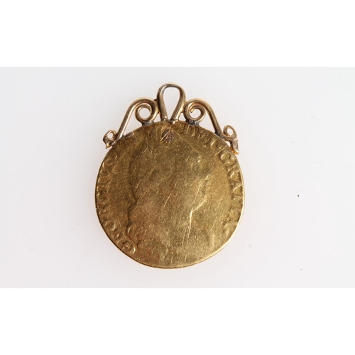 1376 - UNITED KINGDOM King George III (1760-1820) gold guinea 1777 with soldered pendant mount, 8.9g gross.