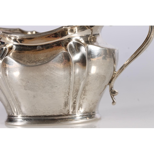 3 - Russian 84 zolotnik grade silver sugar bowl, made by August Frederik Hollming (1854-1915) for Faberg...