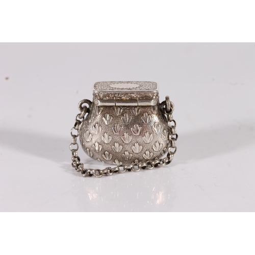 62 - Victorian antique novelty silver vinaigrette in the form of a purse or handbag, gilded interior, by ... 