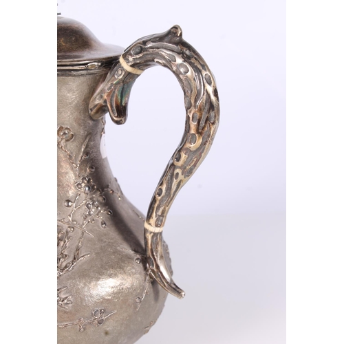 78 - Chinese silver hot water jug, late 19th century, the hinged lid with naturalistic branch finial, mat... 