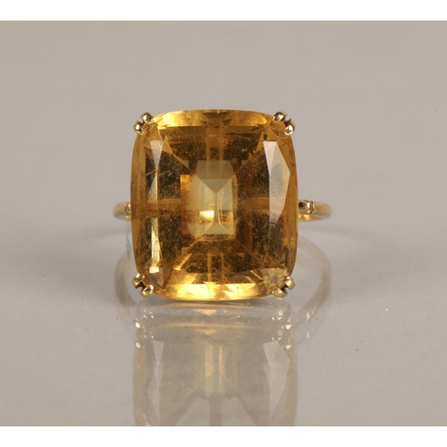 137 - Yellow metal citrine dress ring, ring size Q, 6g