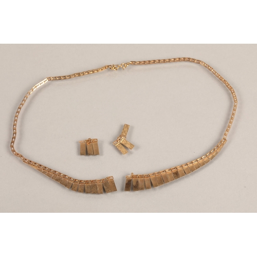 61 - 9ct gold necklace, damaged, 7.2g