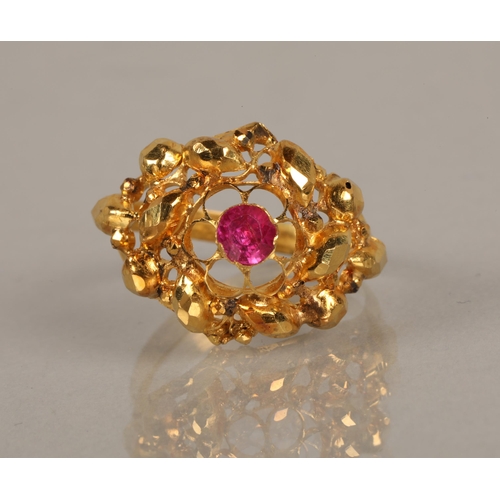 228 - High karat yellow gold ring set with a ruby, 3.2g, ring size M