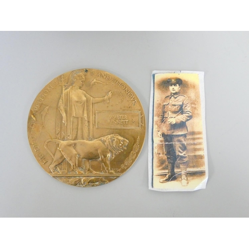 322 - WW1 Dead Man's penny commemorating Pvt Walter Bennett of the King's Own Yorkshire Light Infantry, wh... 