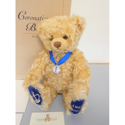 45 - Steiff. Coronation teddy bear 1953-2003 Peter Jones Exclusive, white tag and Royal Worcester medal 6... 