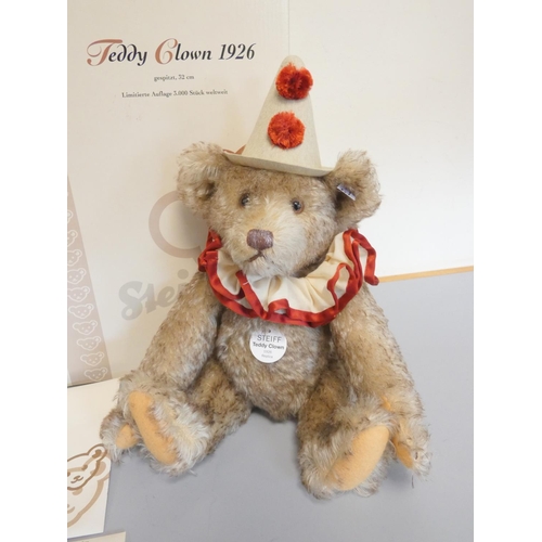 49 - Steiff. 1926 Clown Teddy Bear, 2005, white tag 404214, grey tipped mohair. Complete with certificate... 