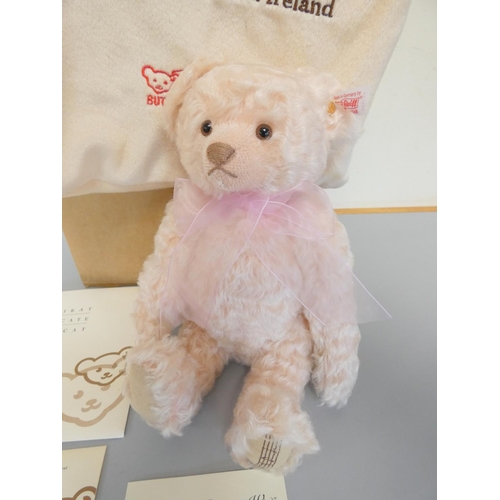 57 - Steiff. Musical Teddy Bear, 2004, white tag 661624, produced exclusively for UK and Ireland. The bea... 