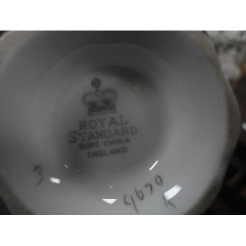 189 - Quantity of part tea sets to include Royal Stewart, Colclough, Royal Standard, Crown Staffordshire e... 