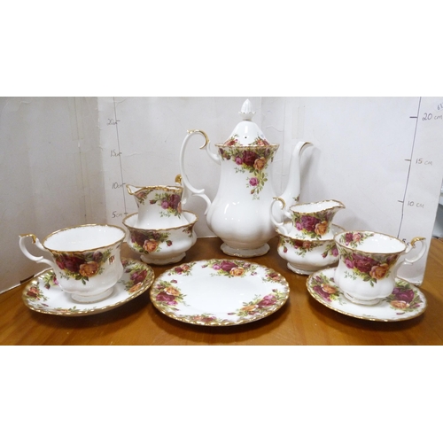 205 - Royal Albert 'Old Country Roses' pattern part tea and coffee set.