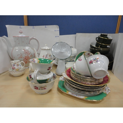 42 - Collection of assorted teawares to include a Wilkinson antique part tea set, Bavarian teapot and mat... 