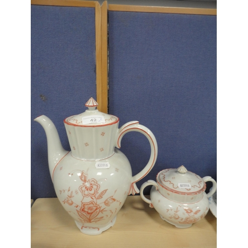 42 - Collection of assorted teawares to include a Wilkinson antique part tea set, Bavarian teapot and mat... 