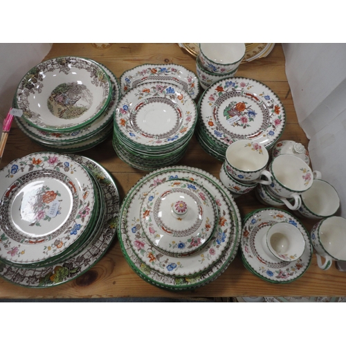 85 - Royal Albert Art Deco-style part tea set and a Copeland Spode 'Chinese Rose' pattern part dinner and... 